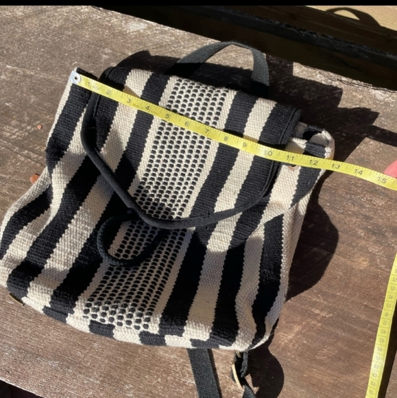 Wooven backpack purse - Picture 3 of 7